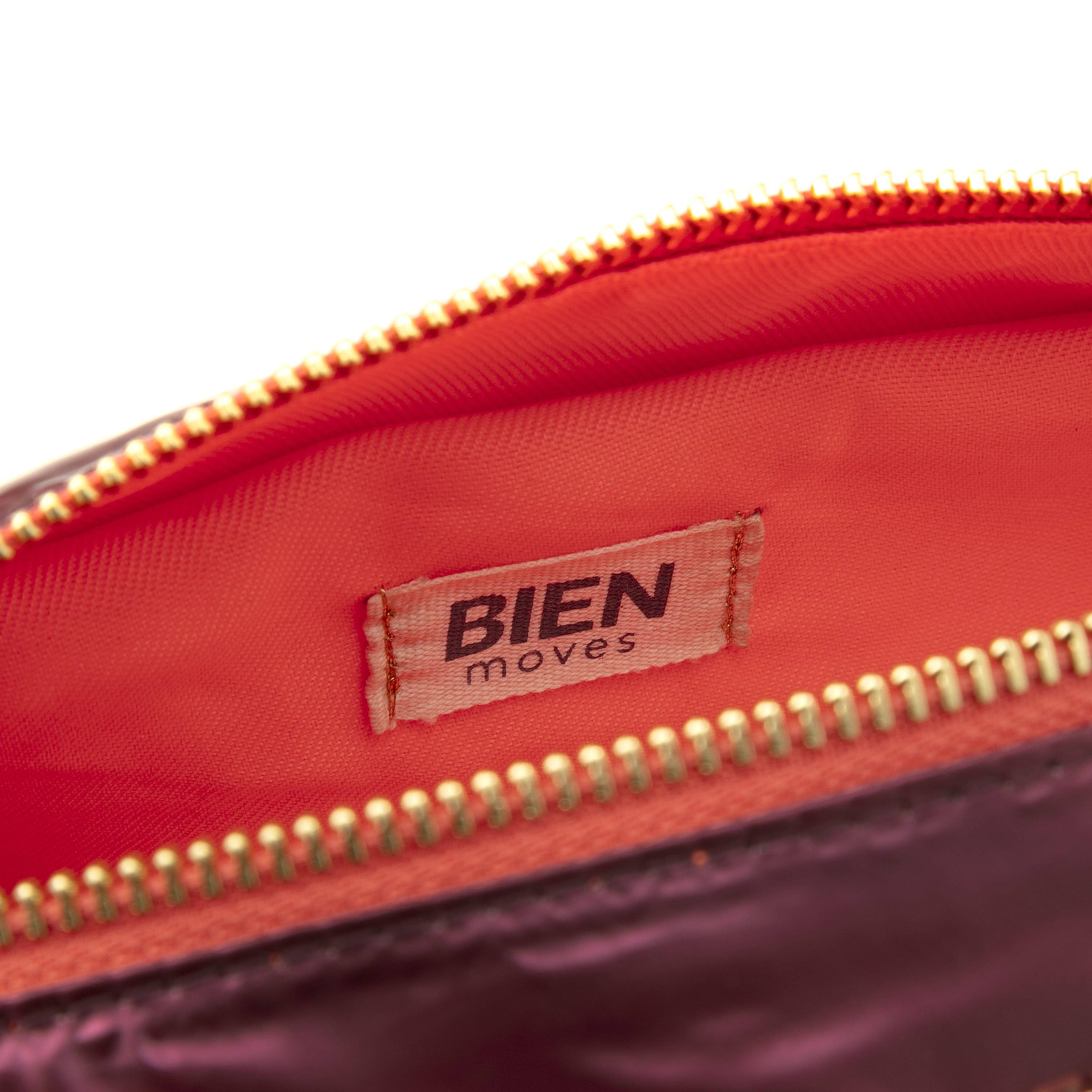 Large Cosmetic Pouch Soft-Touch in Burgundy Metallic