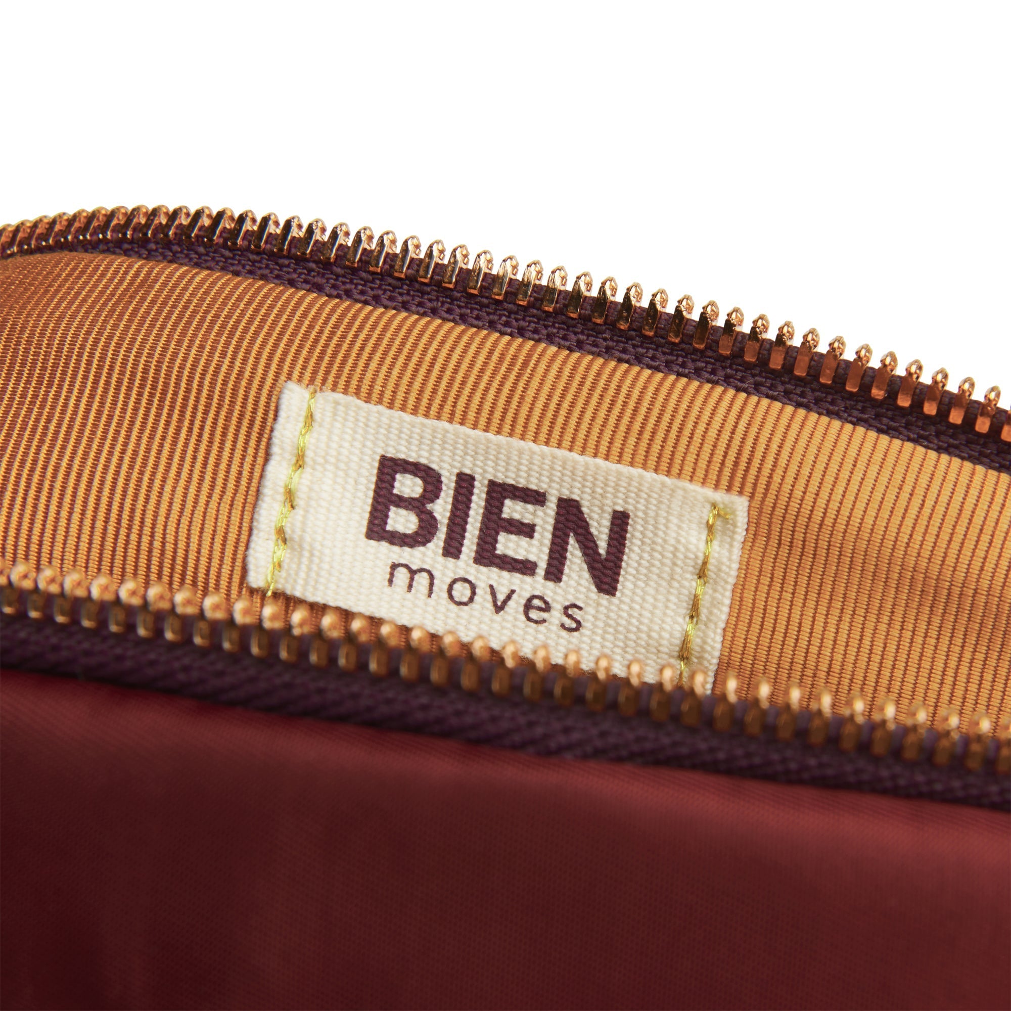 Satin-nylon velvet embroidered pencil case - “beauty brains balls” - BIEN moves